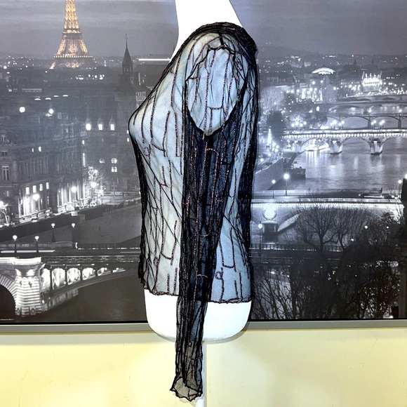 DANIELLA BIZZI SHEARED TOP - Picture 3 of 8